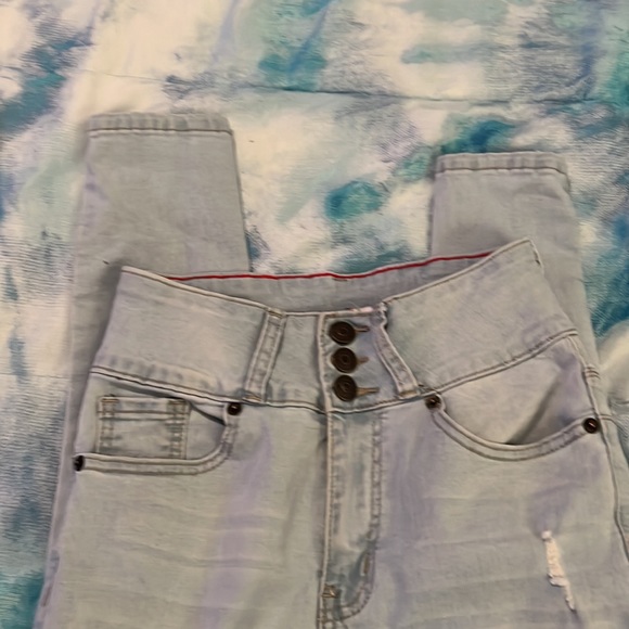 Cute light blue jeans - Picture 4 of 11